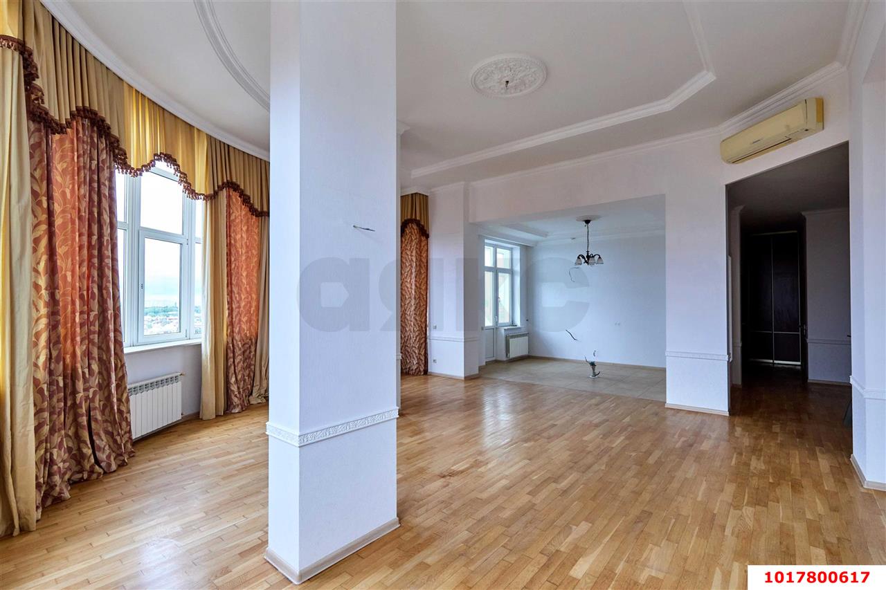 Фото №5: 3-комнатная квартира <span class="whitespace-nowrap">160 м²</span>, <span class="whitespace-nowrap">15/16 эт.</span> - Краснодар, Западный внутригородской округ, мкр. Кожзавод, ул. Володи Головатого, 109