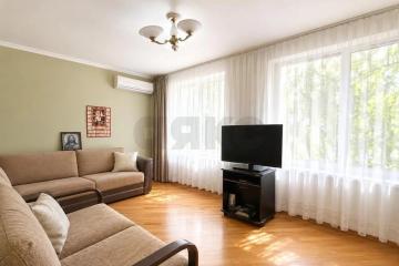 Фото №1: 2-комнатная квартира <span class="whitespace-nowrap">46 м²</span>, <span class="whitespace-nowrap">3/5 эт.</span> - Краснодар, мкр. Фестивальный, ул. Яна Полуяна, 28