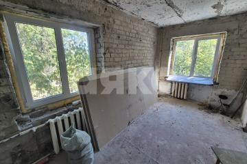 Фото №1: 2-комнатная квартира <span class="whitespace-nowrap">41 м²</span>, <span class="whitespace-nowrap">2/4 эт.</span> - Волгоград, мкр. Развилка, ул. Губкина, 9