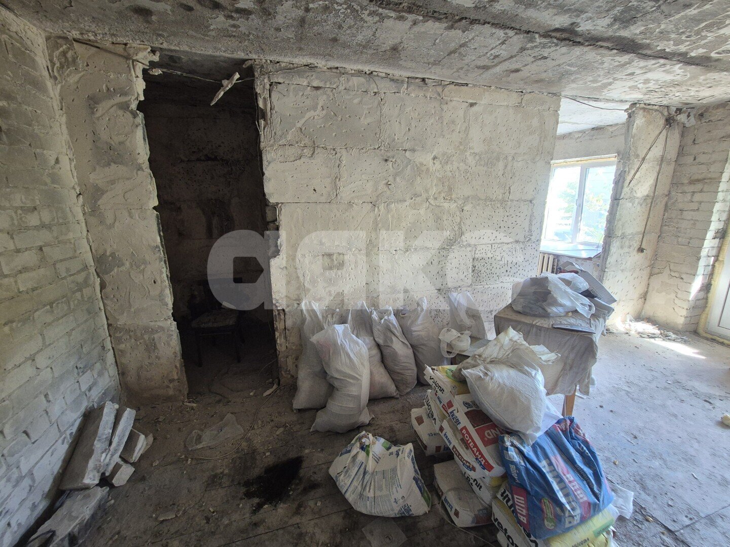 Фото №3: 2-комнатная квартира <span class="whitespace-nowrap">41 м²</span>, <span class="whitespace-nowrap">2/4 эт.</span> - Волгоград, Кировский, мкр. Развилка, ул. Губкина, 9