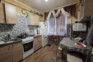 Фото №1: 1-комнатная квартира <span class="whitespace-nowrap">31 м²</span>, <span class="whitespace-nowrap">1/5 эт.</span> - Волгоград, р. Краснооктябрьский, ул. Генерала Штеменко, 45