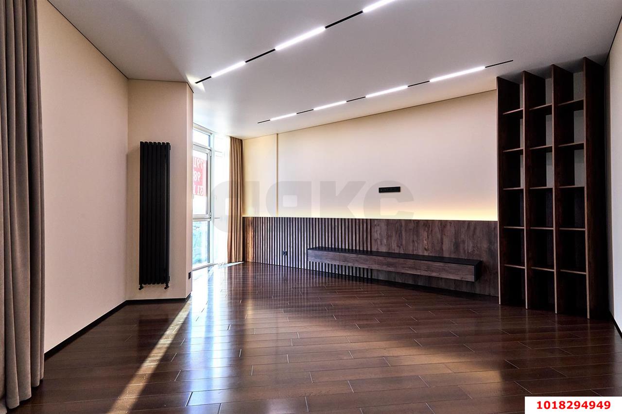 Фото №5: 2-комнатная квартира <span class="whitespace-nowrap">86 м²</span>, <span class="whitespace-nowrap">13/16 эт.</span> - Краснодар, Центральный внутригородской округ, мкр. Центральный, ул. Митрофана Седина, 51/1