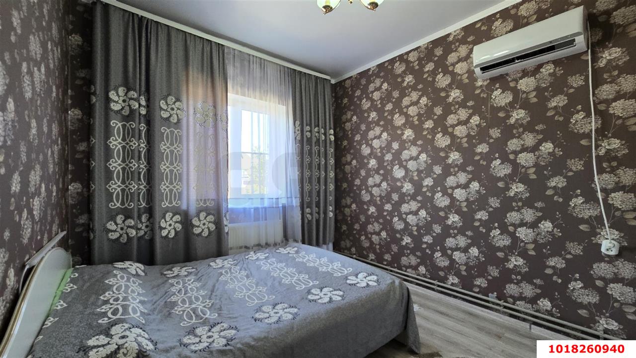 Фото №5: Дом <span class="whitespace-nowrap">64 м²</span> <span class="whitespace-nowrap">+ 6 сот.</span>, <span class="whitespace-nowrap">2 эт.</span> - Новотитаровская, ул. Таманская, 8