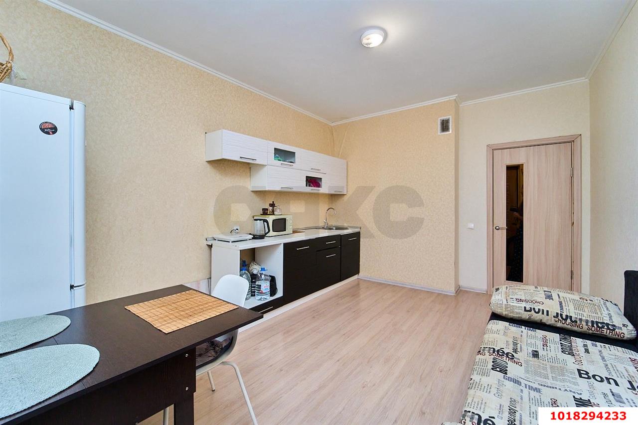 Фото №2: 1-комнатная квартира <span class="whitespace-nowrap">48 м²</span>, <span class="whitespace-nowrap">15/16 эт.</span> - Краснодар, Карасунский внутригородской округ, Комсомольский, мкр. ЖК Пересвет-Карасунский, ул. Сормовская, 212