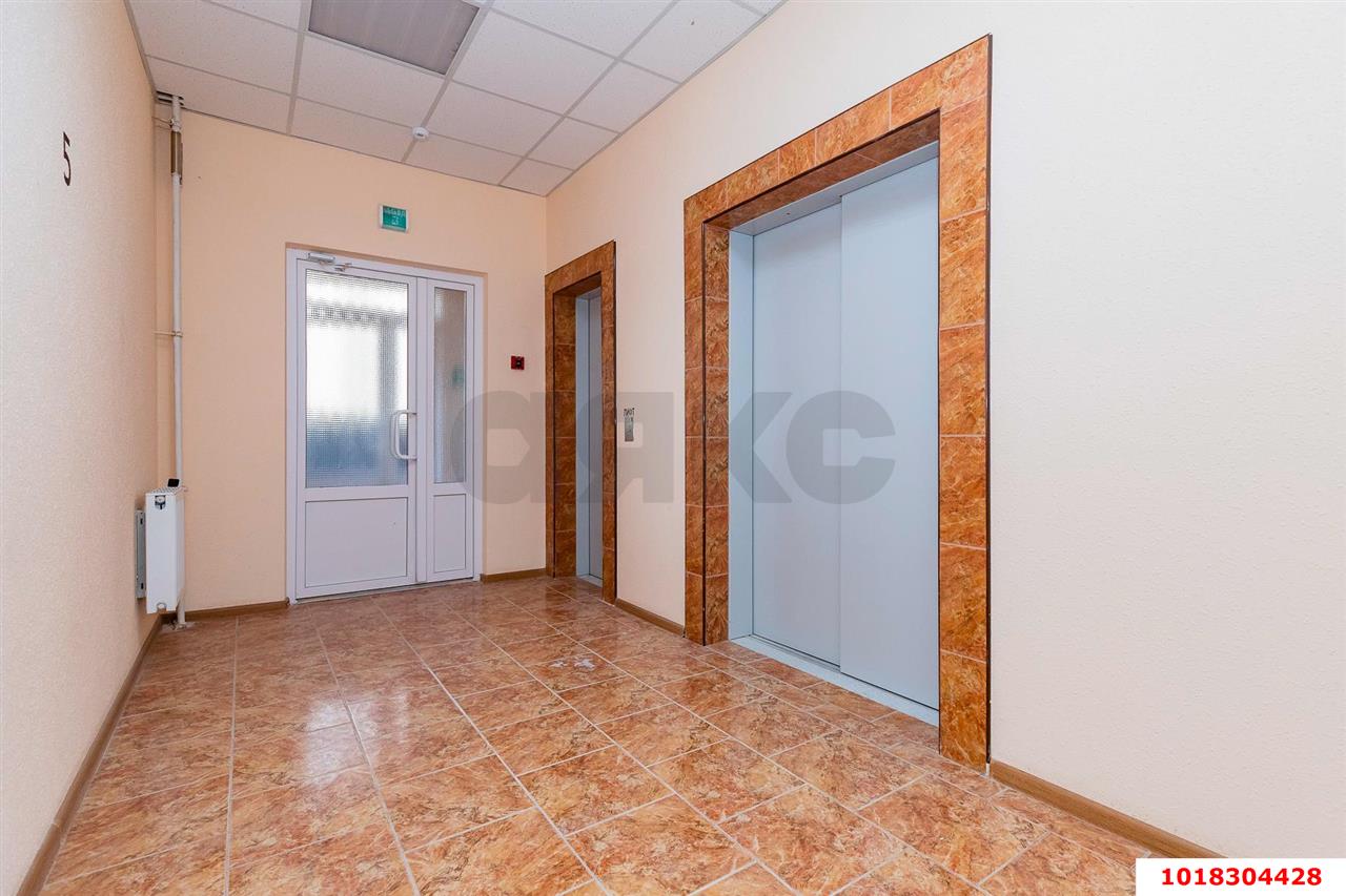 Фото №10: 1-комнатная квартира <span class="whitespace-nowrap">53 м²</span>, <span class="whitespace-nowrap">12/20 эт.</span> - Краснодар, Западный внутригородской округ, ЖК Октябрьский, мкр. Центральный, ул. Октябрьская, 181/2к1