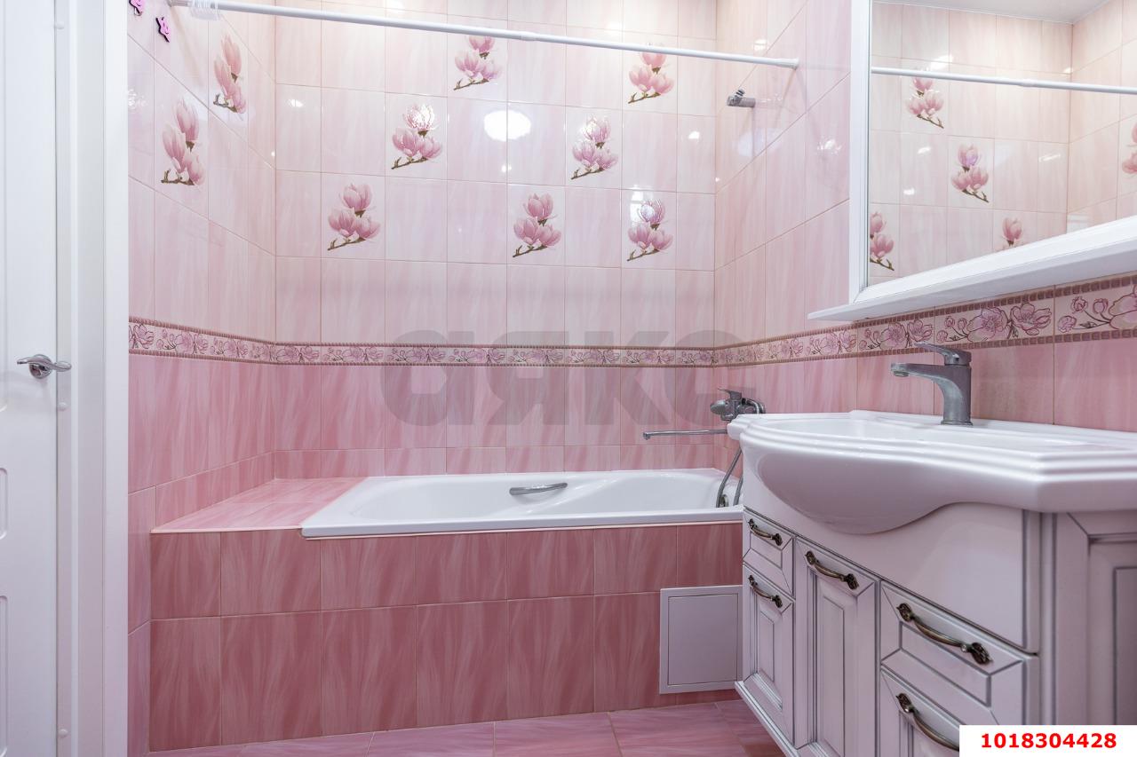 Фото №6: 1-комнатная квартира <span class="whitespace-nowrap">53 м²</span>, <span class="whitespace-nowrap">12/20 эт.</span> - Краснодар, Западный внутригородской округ, ЖК Октябрьский, мкр. Центральный, ул. Октябрьская, 181/2к1