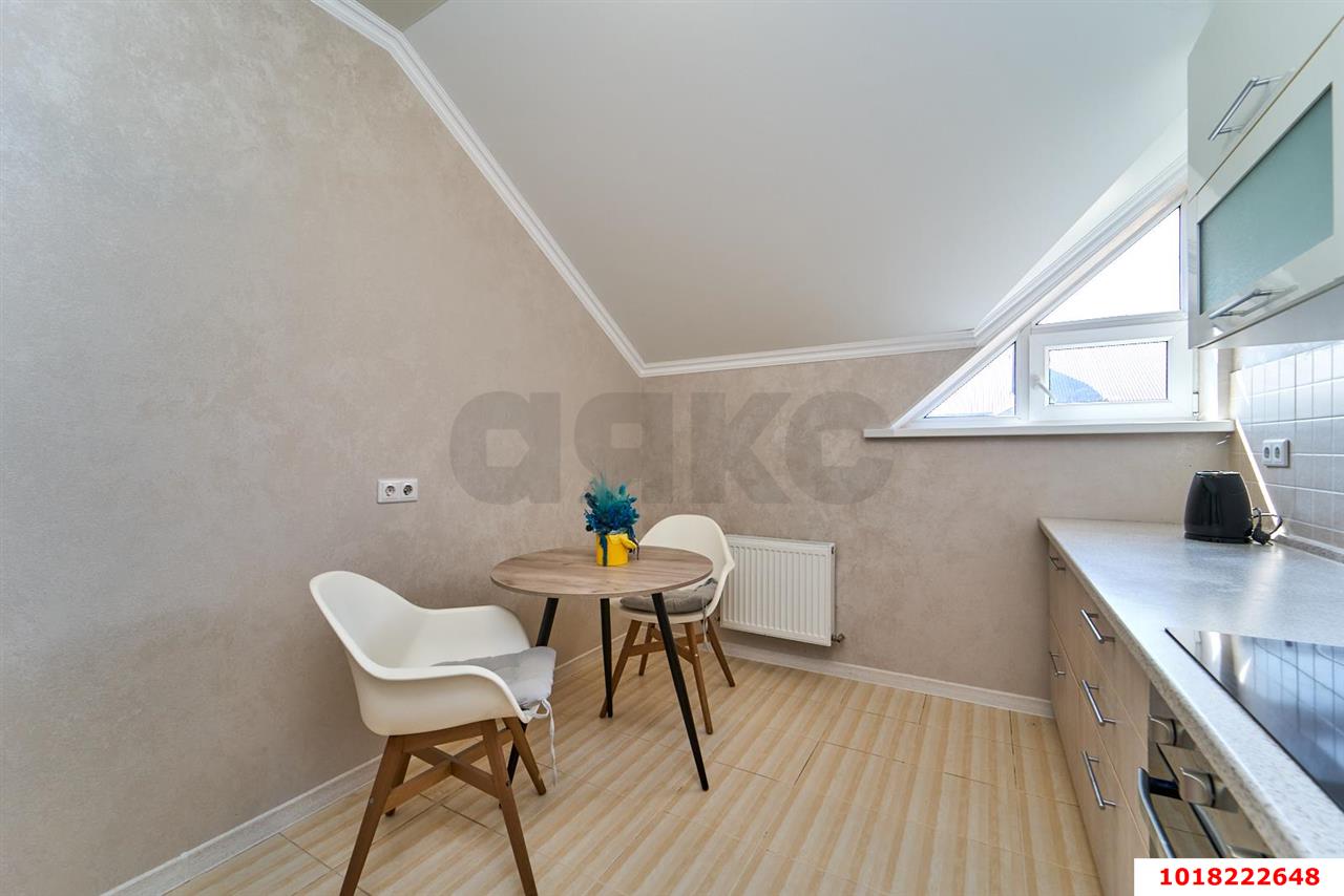 Фото №4: 1-комнатная квартира <span class="whitespace-nowrap">39 м²</span>, <span class="whitespace-nowrap">4/4 эт.</span> - Знаменский, Карасунский внутригородской округ, мкр. жилой комплекс Первомайский, ул. Первомайская, 36/4