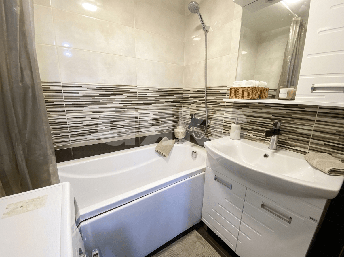 Фото №5: 2-комнатная квартира <span class="whitespace-nowrap">52 м²</span>, <span class="whitespace-nowrap">8/9 эт.</span> - Армавир, мкр. 8-й, 2/1