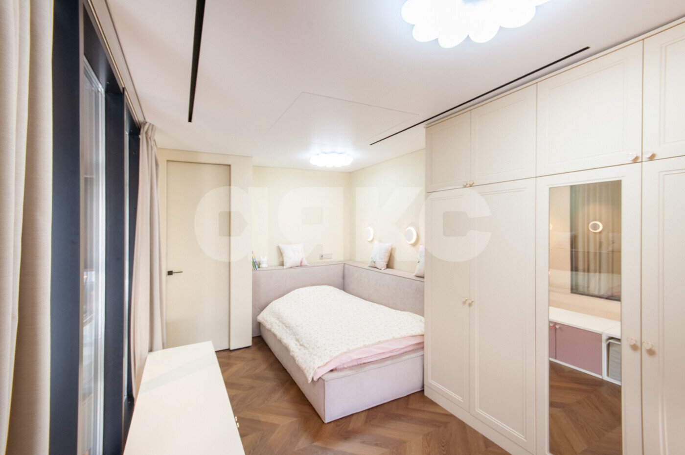 Фото №20: 4-комнатная квартира <span class="whitespace-nowrap">170 м²</span>, <span class="whitespace-nowrap">22/23 эт.</span> - Москва, ул. Красная Сосна, 3А