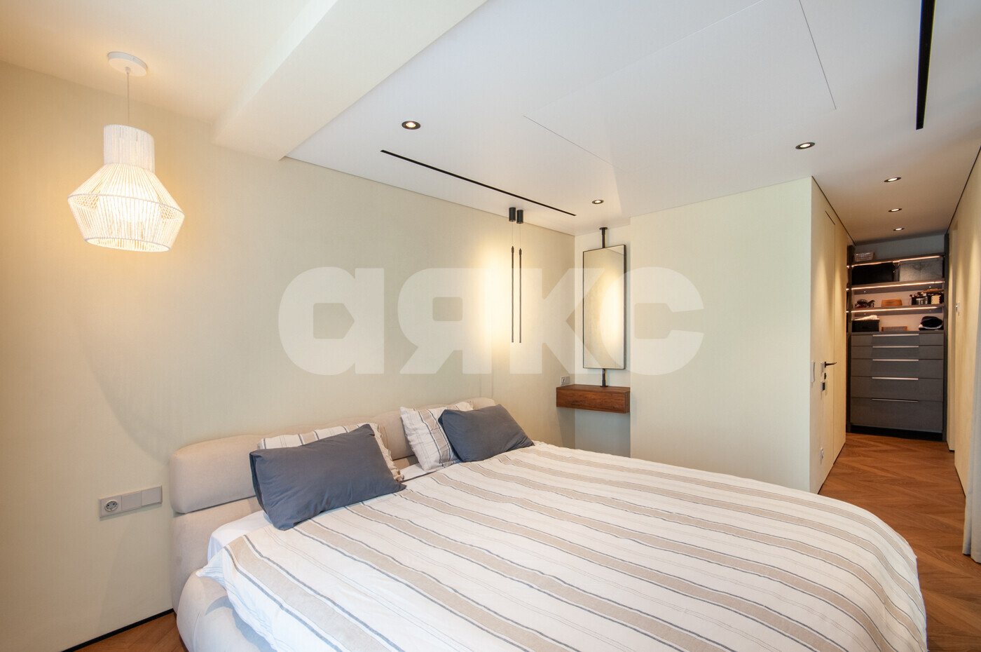 Фото №24: 4-комнатная квартира <span class="whitespace-nowrap">170 м²</span>, <span class="whitespace-nowrap">22/23 эт.</span> - Москва, ул. Красная Сосна, 3А