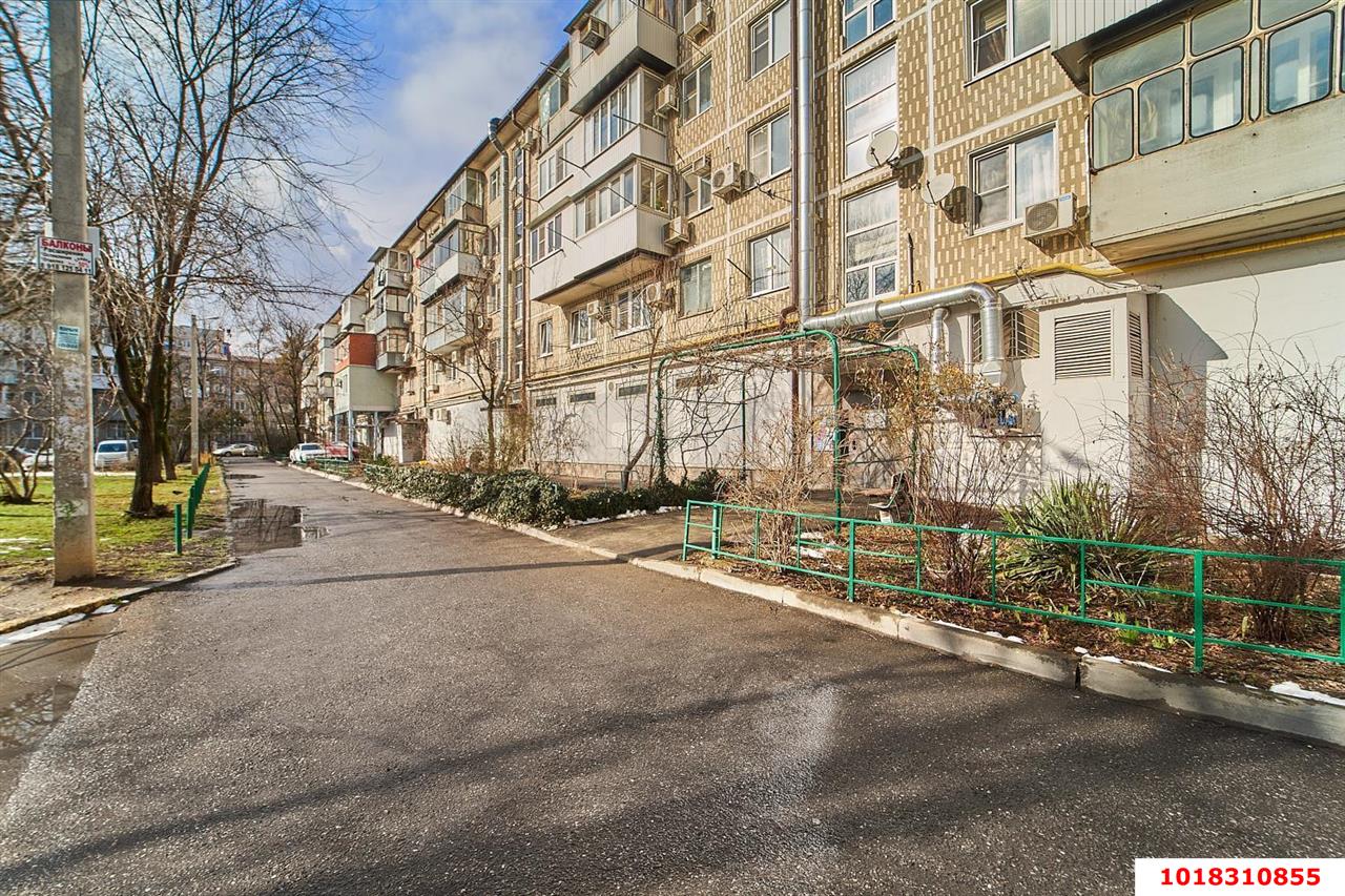 Фото №11: 3-комнатная квартира <span class="whitespace-nowrap">53 м²</span>, <span class="whitespace-nowrap">5/5 эт.</span> - Краснодар, Прикубанский внутригородской округ, мкр. Фестивальный, ул. Яна Полуяна, 34