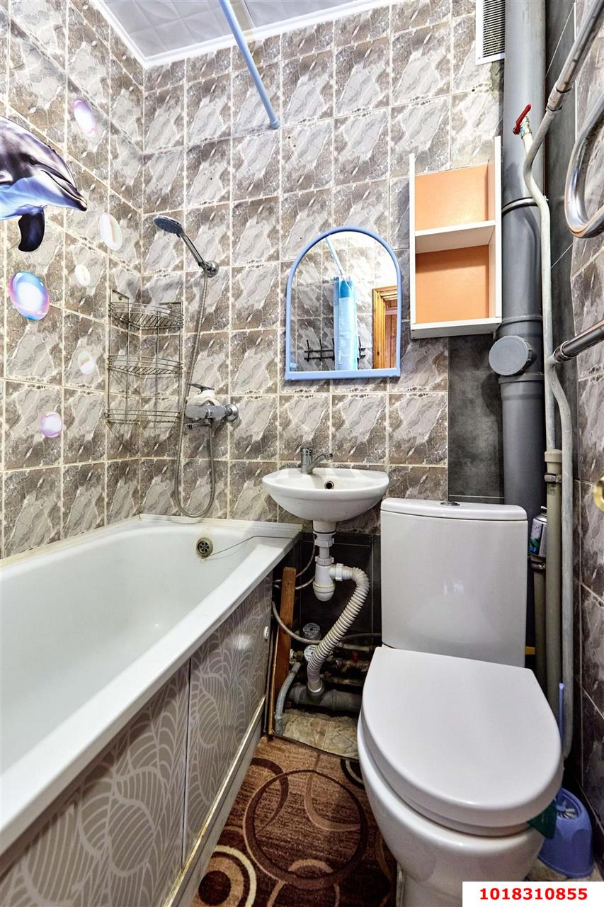 Фото №5: 3-комнатная квартира <span class="whitespace-nowrap">53 м²</span>, <span class="whitespace-nowrap">5/5 эт.</span> - Краснодар, Прикубанский внутригородской округ, мкр. Фестивальный, ул. Яна Полуяна, 34