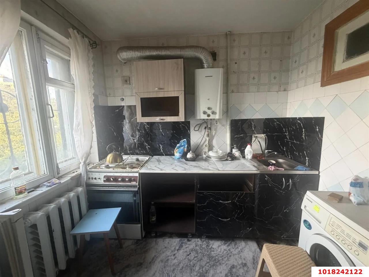 Фото №3: 1-комнатная квартира <span class="whitespace-nowrap">33 м²</span>, <span class="whitespace-nowrap">3/5 эт.</span> - Краснодар, Центральный внутригородской округ, Покровка, мкр. Центральный, ул. Радио, 12