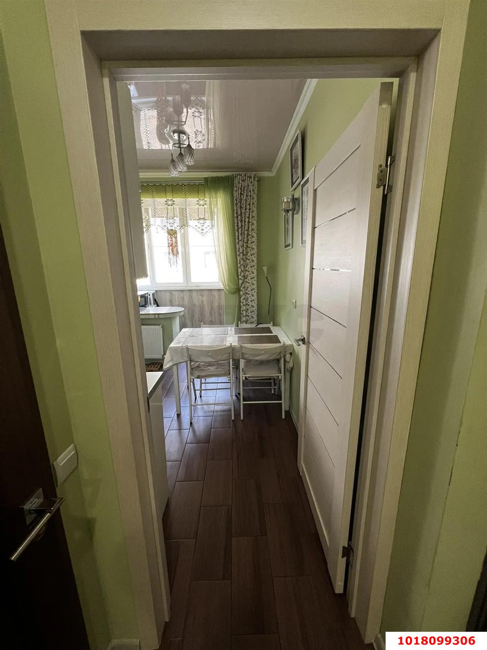 Фото №3: 1-комнатная квартира <span class="whitespace-nowrap">42 м²</span>, <span class="whitespace-nowrap">4/6 эт.</span> - Краснодар, Прикубанский внутригородской округ, мкр. Музыкальный, ул. имени С.В. Рахманинова, 25
