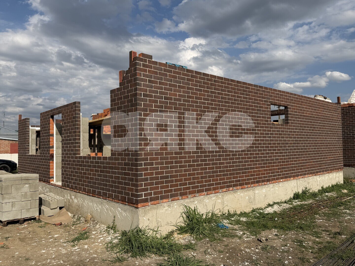 Фото №3: Дом <span class="whitespace-nowrap">110 м²</span> <span class="whitespace-nowrap">+ 3 сот.</span>, <span class="whitespace-nowrap">1 эт.</span> - Центральной усадьбы опытной станции ВНИИМК, ул. Щербины