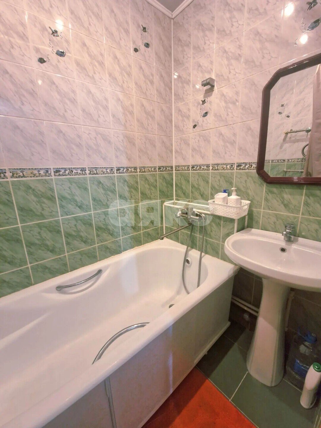 Фото №6: 2-комнатная квартира <span class="whitespace-nowrap">52 м²</span>, <span class="whitespace-nowrap">2/2 эт.</span> - Новокубанск, ул. Первомайская, 186