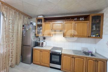Фото №1: 3-комнатная квартира <span class="whitespace-nowrap">89 м²</span>, <span class="whitespace-nowrap">13/17 эт.</span> - Волгоград, р. Краснооктябрьский, ул. Хользунова, 18/1