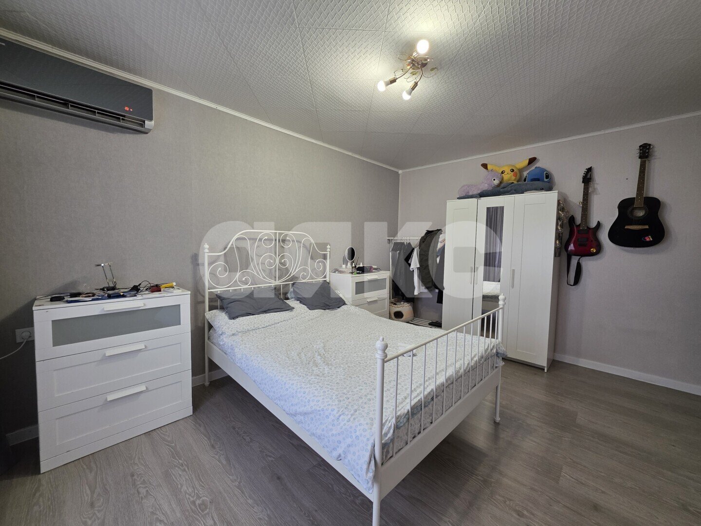 Фото №2: 3-комнатная квартира <span class="whitespace-nowrap">89 м²</span>, <span class="whitespace-nowrap">13/17 эт.</span> - Волгоград, р. Краснооктябрьский, ул. Хользунова, 18/1