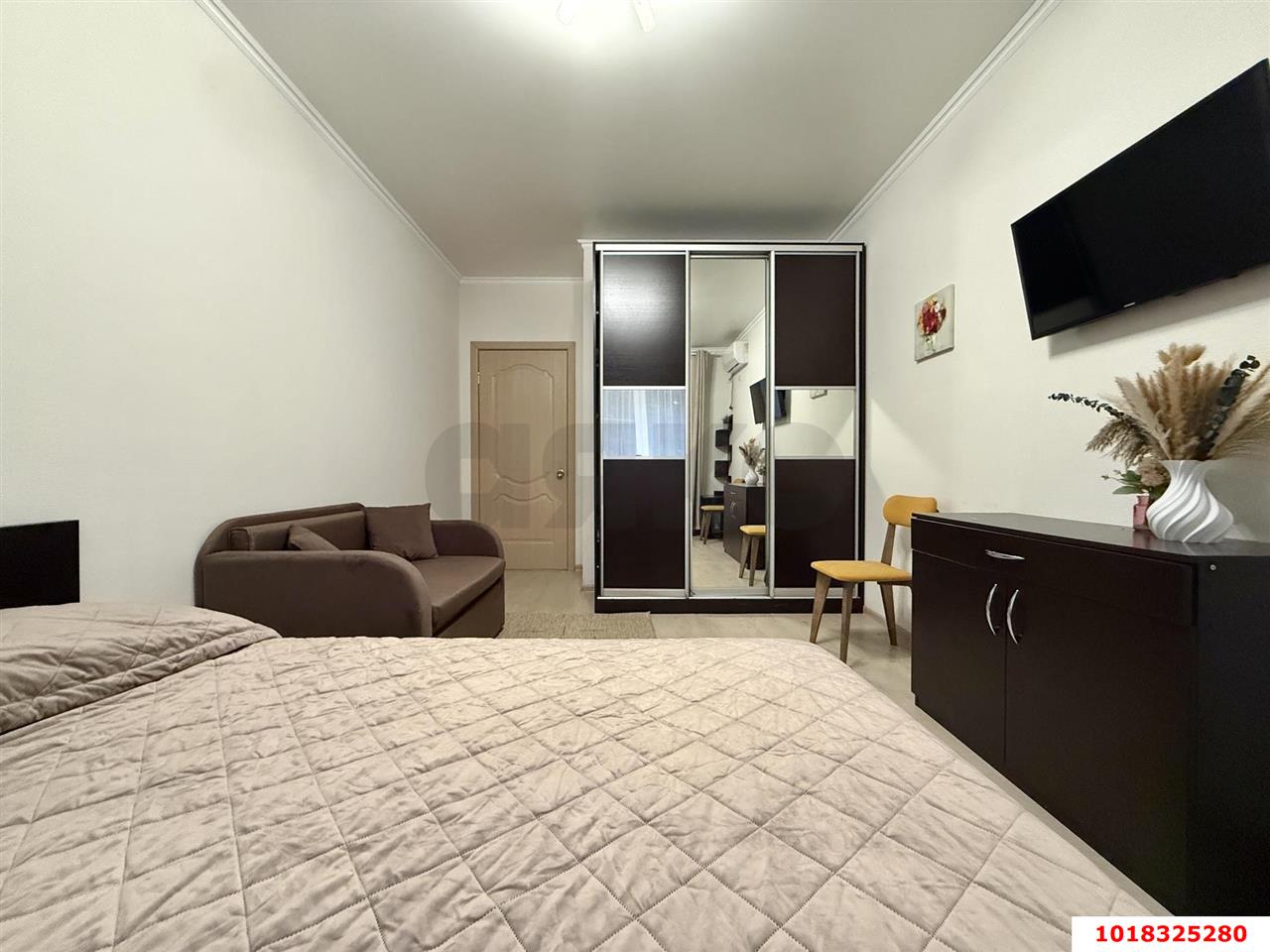Фото №6: 1-комнатная квартира <span class="whitespace-nowrap">34 м²</span>, <span class="whitespace-nowrap">2/23 эт.</span> - Краснодар, Прикубанский внутригородской округ, мкр. ЖК Губернский, ул. им. Героя Яцкова И.В., 9к1