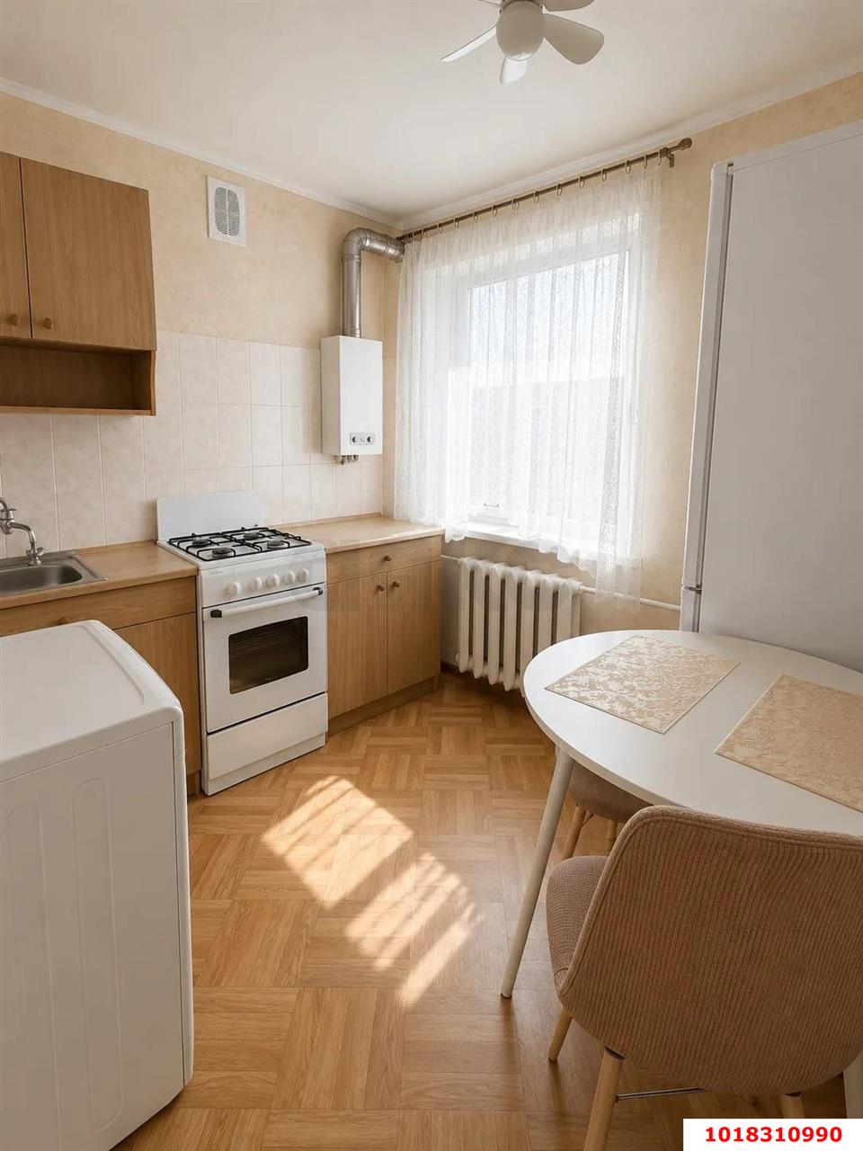 Фото №2: 1-комнатная квартира <span class="whitespace-nowrap">31 м²</span>, <span class="whitespace-nowrap">5/5 эт.</span> - Краснодар, Центральный внутригородской округ, Покровка, мкр. Центральный, ул. Володарского, 10