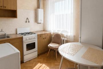 Фото №1: 1-комнатная квартира <span class="whitespace-nowrap">31 м²</span>, <span class="whitespace-nowrap">5/5 эт.</span> - Краснодар, мкр. Центральный, ул. Володарского, 10