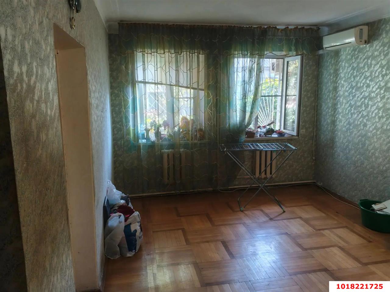 Фото №2: 3-комнатная квартира <span class="whitespace-nowrap">58 м²</span>, <span class="whitespace-nowrap">1/2 эт.</span> - Краснодар, Западный внутригородской округ, мкр. Центральный, ул. Комсомольская, 30