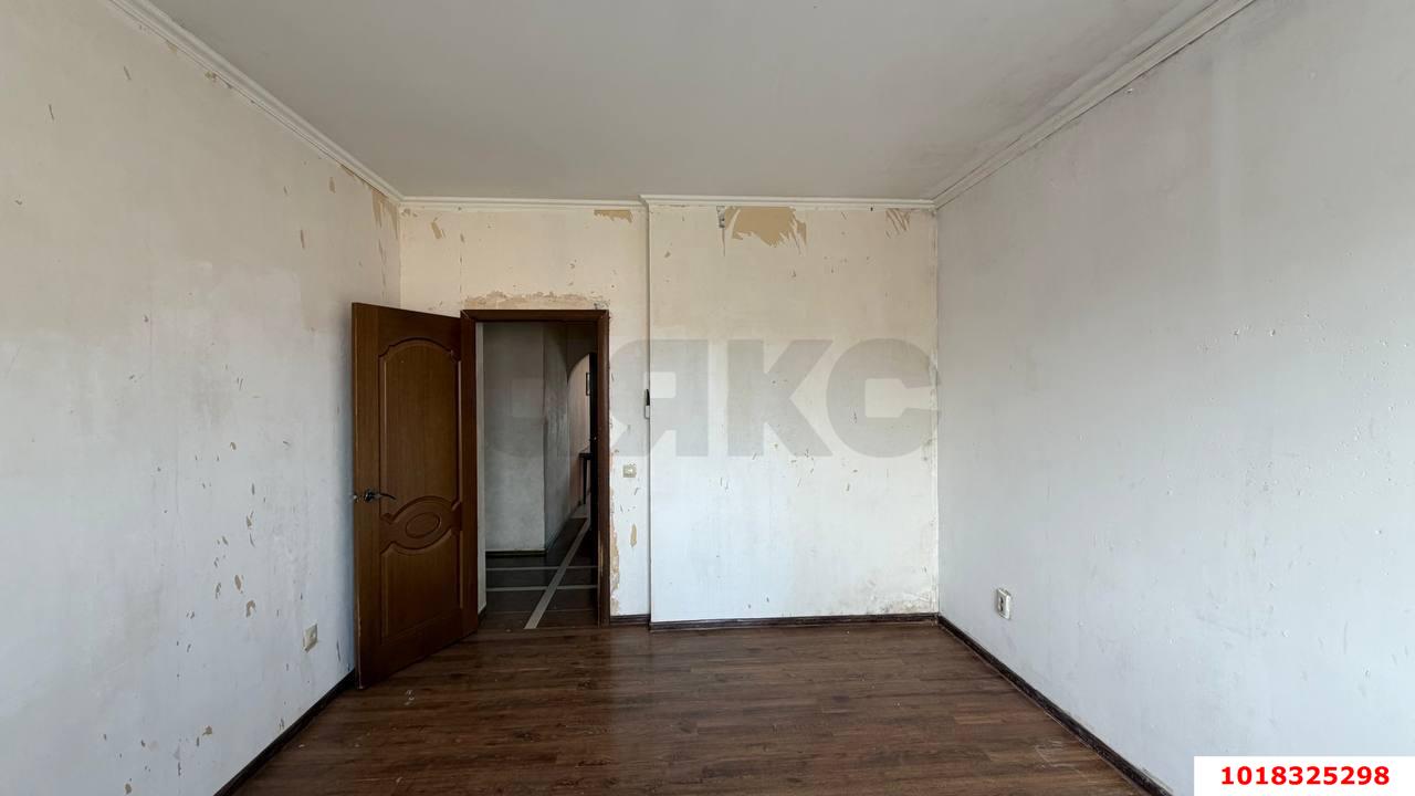 Фото №3: 2-комнатная квартира <span class="whitespace-nowrap">63 м²</span>, <span class="whitespace-nowrap">9/9 эт.</span> - Краснодар, Прикубанский внутригородской округ, мкр. Краевая Клиническая Больница, ул. Восточно-Кругликовская, 86