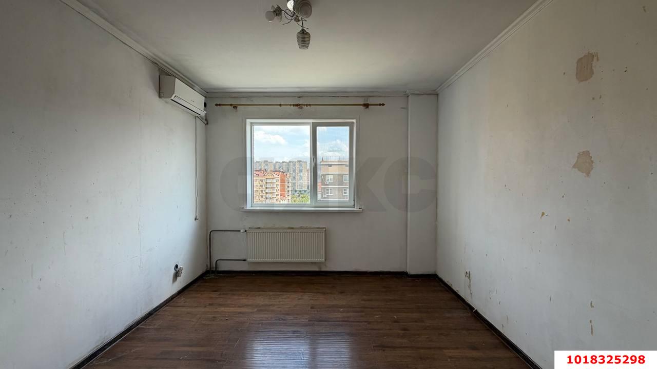 Фото №2: 2-комнатная квартира <span class="whitespace-nowrap">63 м²</span>, <span class="whitespace-nowrap">9/9 эт.</span> - Краснодар, Прикубанский внутригородской округ, мкр. Краевая Клиническая Больница, ул. Восточно-Кругликовская, 86