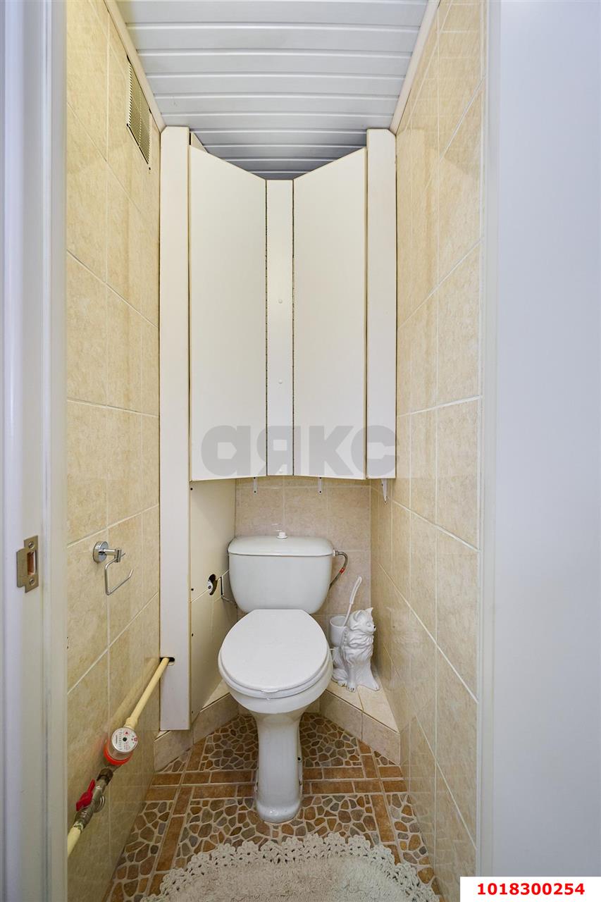Фото №14: 3-комнатная квартира <span class="whitespace-nowrap">64 м²</span>, <span class="whitespace-nowrap">2/9 эт.</span> - Краснодар, Прикубанский внутригородской округ, мкр. Краевая Клиническая Больница, ул. имени 40-летия Победы, 65