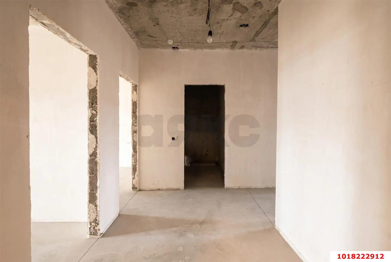 Фото №5: 2-комнатная квартира <span class="whitespace-nowrap">77 м²</span>, <span class="whitespace-nowrap">17/19 эт.</span> - Краснодар, Прикубанский внутригородской округ, мкр. Образцово, ул. Адмирала Макарова, 5