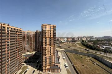Фото №1: 2-комнатная квартира <span class="whitespace-nowrap">53 м²</span>, <span class="whitespace-nowrap">17/18 эт.</span> - Краснодар, мкр. Догма Парк, ул. Марины Цветаевой, 17к2