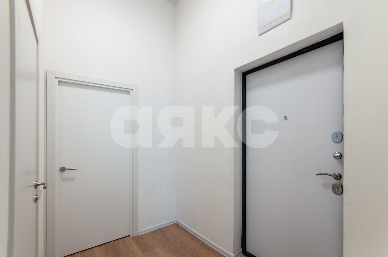 Фото №23: 2-комнатная квартира <span class="whitespace-nowrap">44 м²</span>, <span class="whitespace-nowrap">1/10 эт.</span> - Лайково, 61