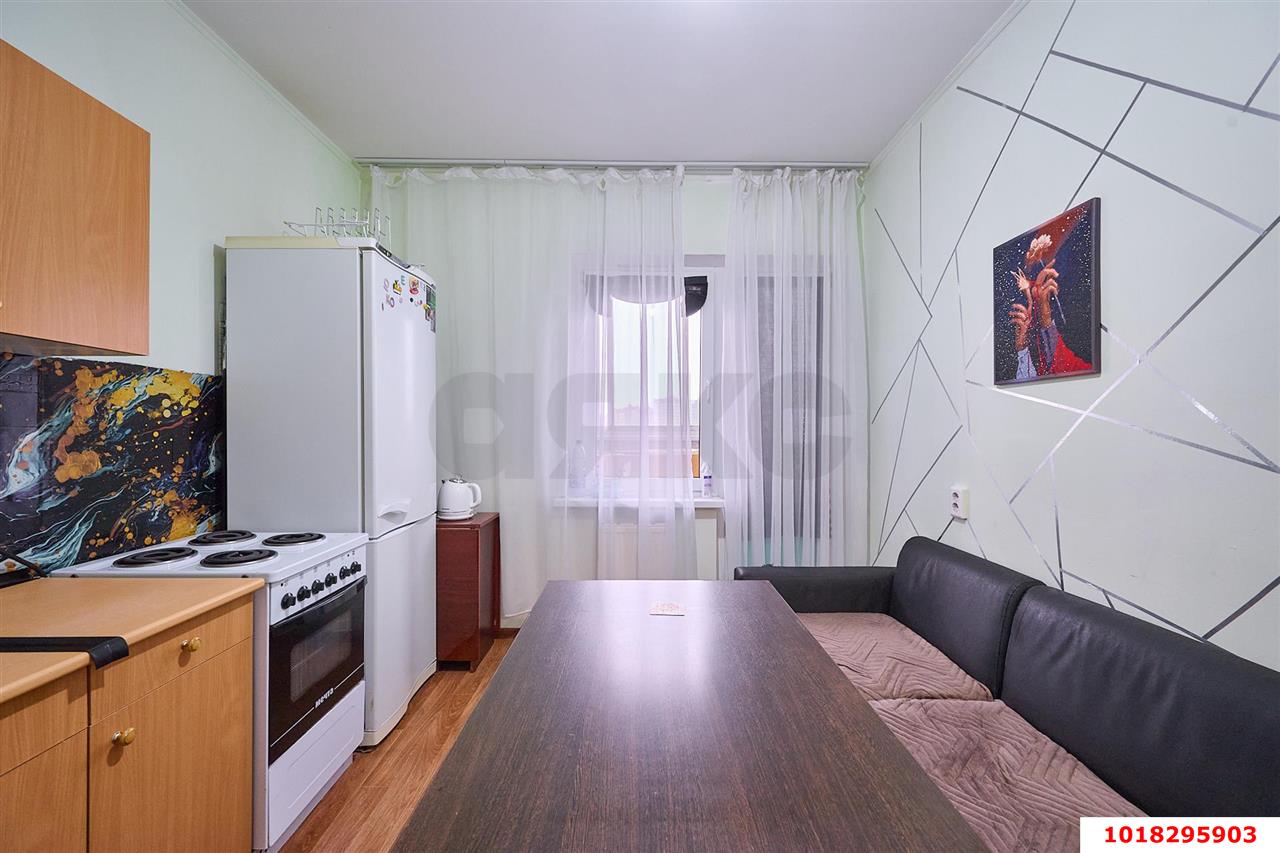 Фото №5: 1-комнатная квартира <span class="whitespace-nowrap">36 м²</span>, <span class="whitespace-nowrap">4/16 эт.</span> - Краснодар, Прикубанский внутригородской округ, мкр. Московский, ул. им. Артюшкова В.Д., 11