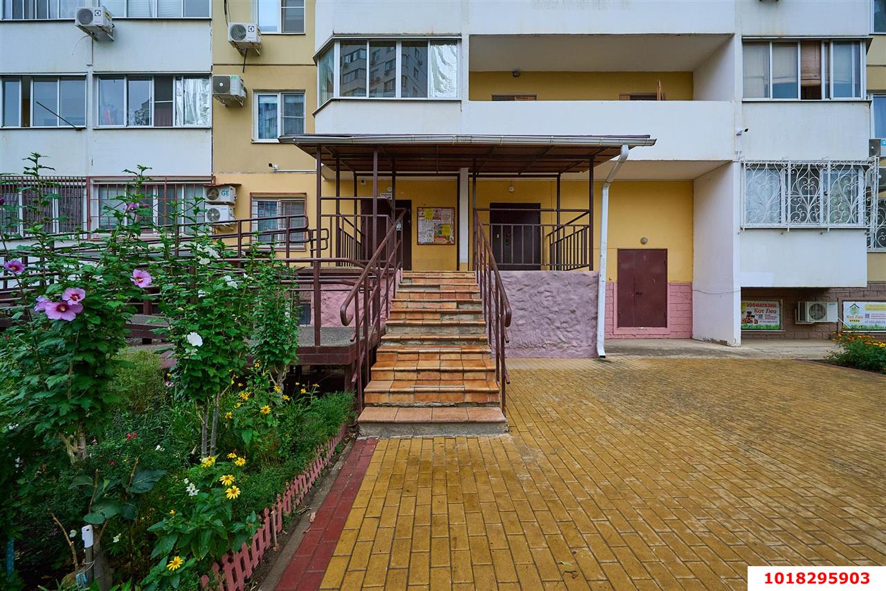 Фото №13: 1-комнатная квартира <span class="whitespace-nowrap">36 м²</span>, <span class="whitespace-nowrap">4/16 эт.</span> - Краснодар, Прикубанский внутригородской округ, мкр. Московский, ул. им. Артюшкова В.Д., 11