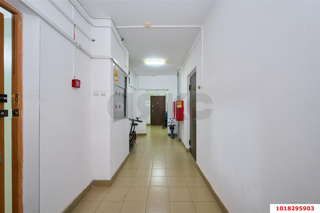 Фото №12: 1-комнатная квартира <span class="whitespace-nowrap">36 м²</span>, <span class="whitespace-nowrap">4/16 эт.</span> - Краснодар, Прикубанский внутригородской округ, мкр. Московский, ул. им. Артюшкова В.Д., 11
