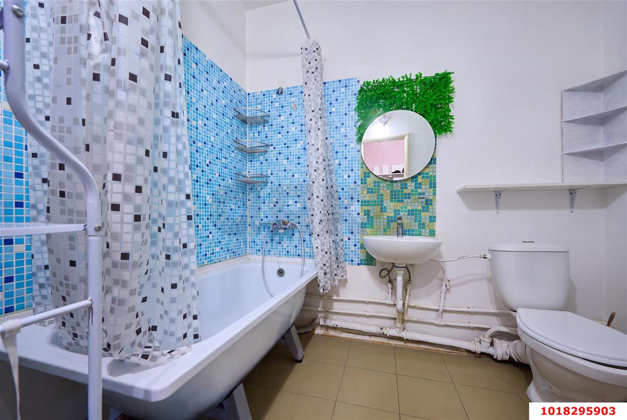 Фото №3: 1-комнатная квартира <span class="whitespace-nowrap">36 м²</span>, <span class="whitespace-nowrap">4/16 эт.</span> - Краснодар, Прикубанский внутригородской округ, мкр. Московский, ул. им. Артюшкова В.Д., 11