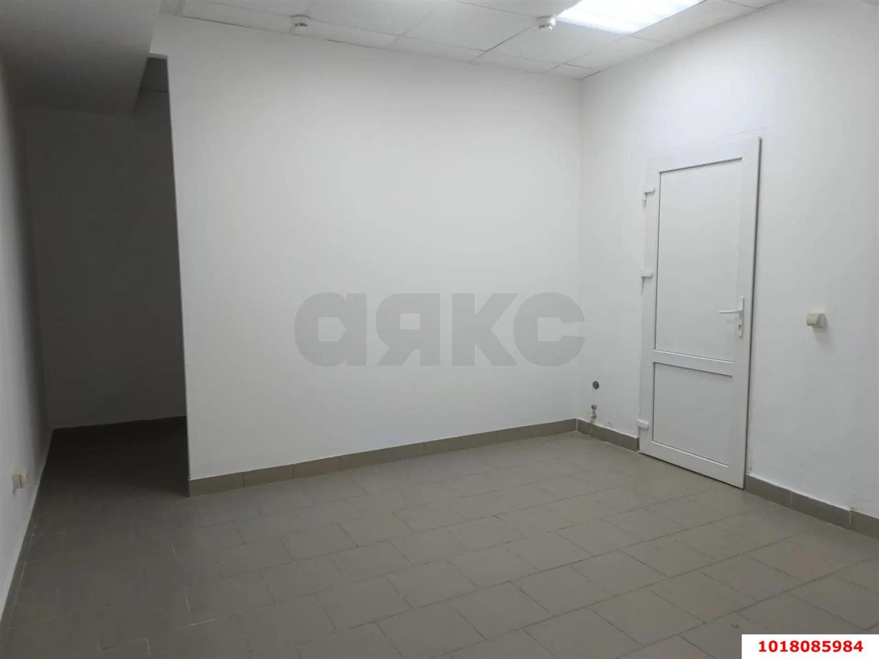 Фото №2: Торговое помещение <span class="whitespace-nowrap">31 м²</span>, <span class="whitespace-nowrap">17 эт.</span> - Краснодар, Прикубанский внутригородской округ, ЖК Валентина, мкр. 9-й километр, ул. Можайского, 55