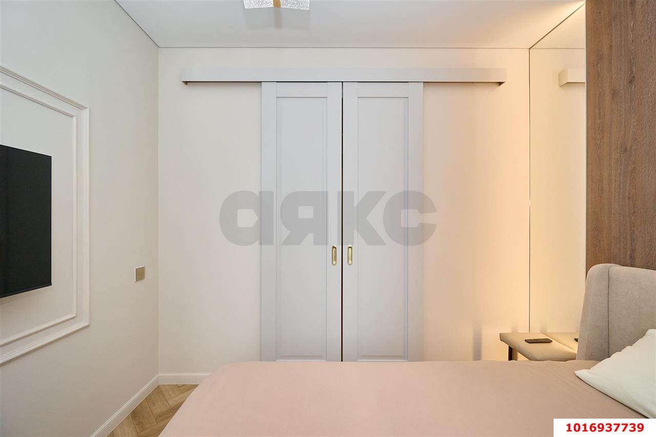 Фото №15: 1-комнатная квартира <span class="whitespace-nowrap">37 м²</span>, <span class="whitespace-nowrap">6/24 эт.</span> - Краснодар, Центральный внутригородской округ, Табачная Фабрика, мкр. ЖК Все Свои Вип, ул. Колхозная, 5/2к1