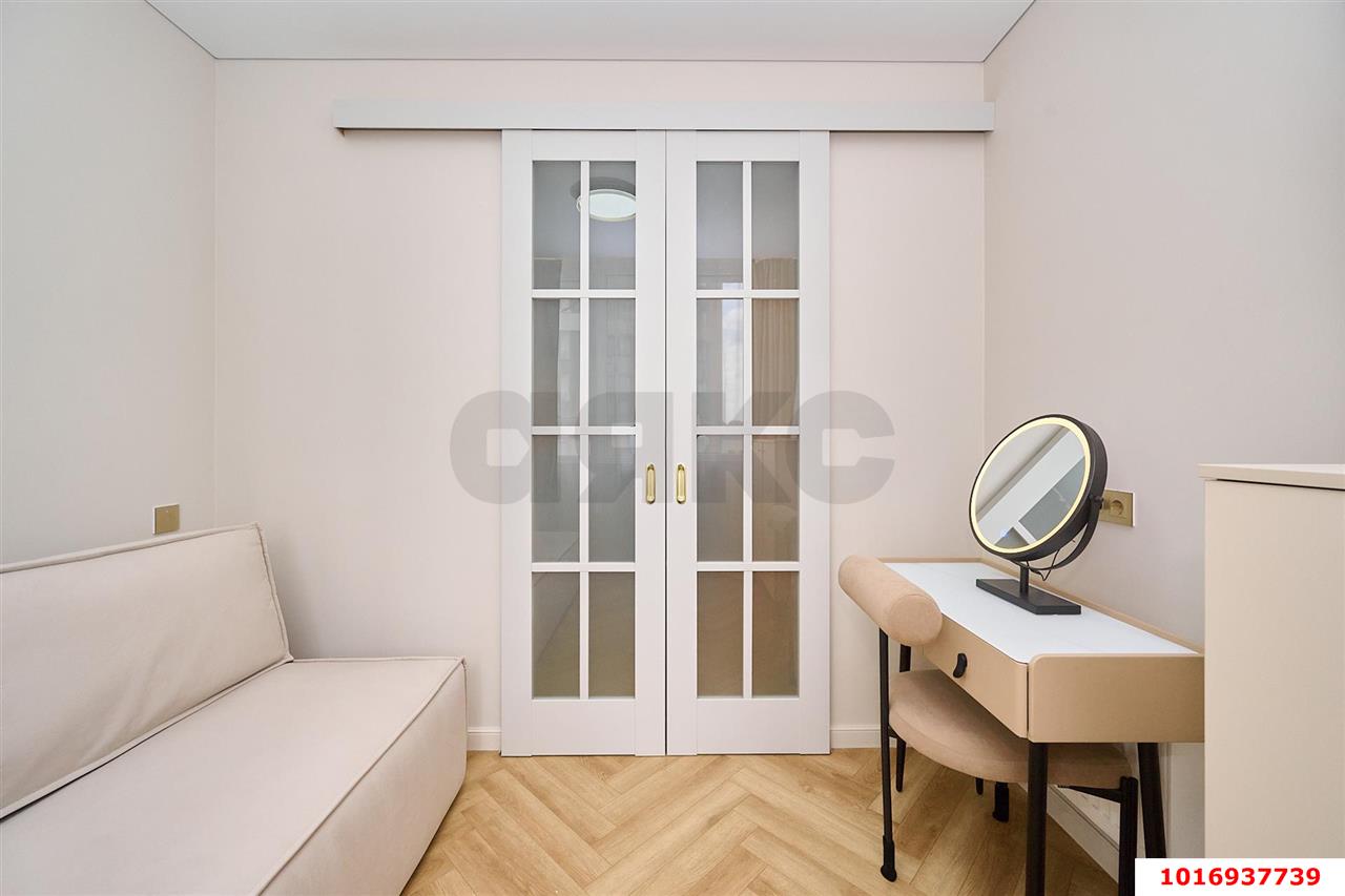 Фото №11: 1-комнатная квартира <span class="whitespace-nowrap">37 м²</span>, <span class="whitespace-nowrap">6/24 эт.</span> - Краснодар, Центральный внутригородской округ, Табачная Фабрика, мкр. ЖК Все Свои Вип, ул. Колхозная, 5/2к1