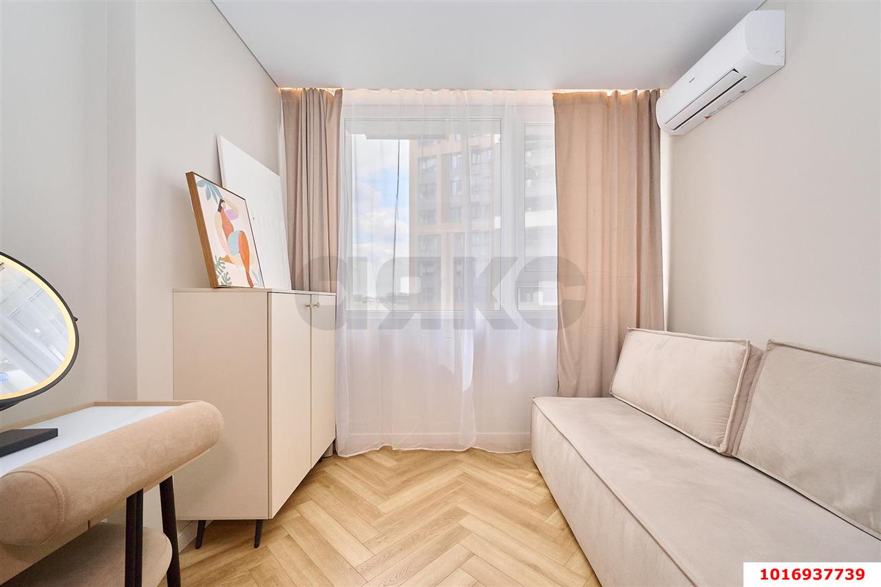 Фото №10: 1-комнатная квартира <span class="whitespace-nowrap">37 м²</span>, <span class="whitespace-nowrap">6/24 эт.</span> - Краснодар, Центральный внутригородской округ, Табачная Фабрика, мкр. ЖК Все Свои Вип, ул. Колхозная, 5/2к1