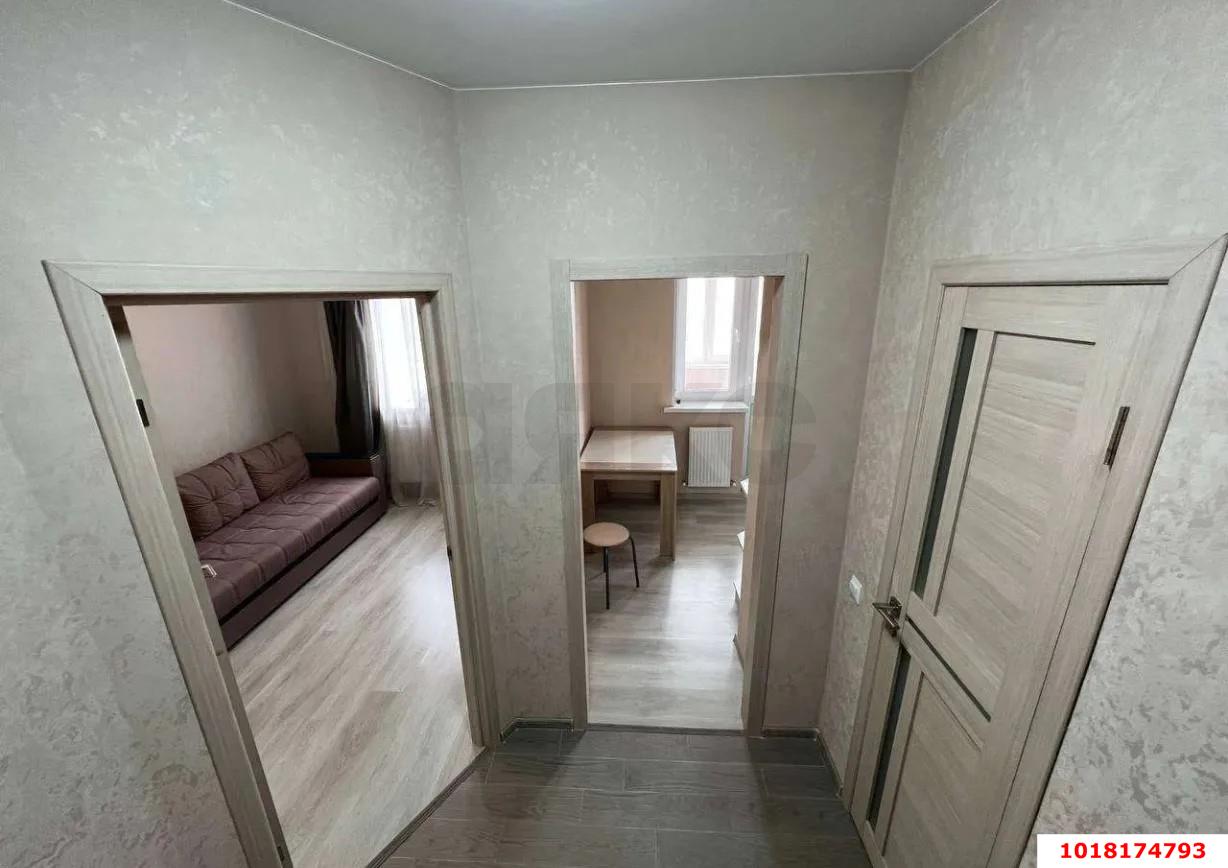 Фото №8: 1-комнатная квартира <span class="whitespace-nowrap">29 м²</span>, <span class="whitespace-nowrap">7/9 эт.</span> - Краснодар, Прикубанский внутригородской округ, мкр. Музыкальный, ул. Московская, 152