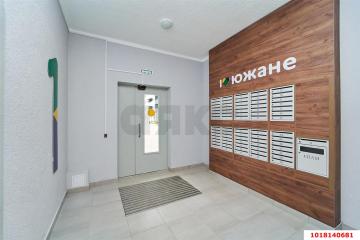 Фото №1: 1-комнатная квартира <span class="whitespace-nowrap">38 м²</span>, <span class="whitespace-nowrap">2/9 эт.</span> - Краснодар, мкр. жилой комплекс Южане, ул. Даниила Смоляна, 65к2