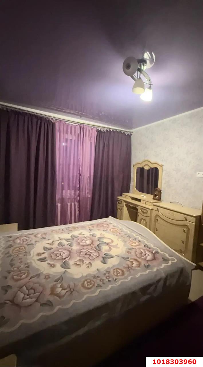 Фото №6: 2-комнатная квартира <span class="whitespace-nowrap">74 м²</span>, <span class="whitespace-nowrap">16/17 эт.</span> - Краснодар, Прикубанский внутригородской округ, мкр. Восточно-Кругликовский, ул. Героев-Разведчиков, 26/1