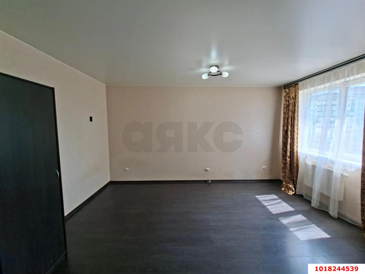 Фото №4: 1-комнатная квартира <span class="whitespace-nowrap">36 м²</span>, <span class="whitespace-nowrap">11/17 эт.</span> - Краснодар, Прикубанский внутригородской округ, мкр. Восточно-Кругликовский, ул. имени 40-летия Победы