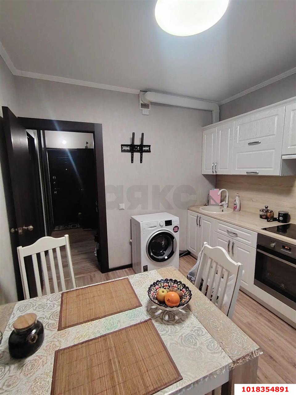 Фото №9: 1-комнатная квартира <span class="whitespace-nowrap">40 м²</span>, <span class="whitespace-nowrap">3/16 эт.</span> - Краснодар, Прикубанский внутригородской округ, ж/р Восточный, ул. Героя Владислава Посадского, 32
