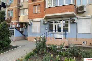 Фото №1: Студия <span class="whitespace-nowrap">79 м²</span>, <span class="whitespace-nowrap">1/17 эт.</span> - Краснодар, мкр. Комсомольский, ул. Тюляева, 2/1