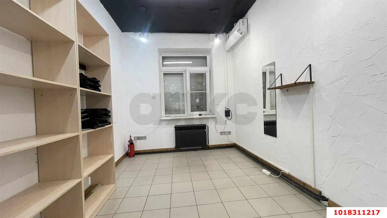 Фото №4: Студия <span class="whitespace-nowrap">79 м²</span>, <span class="whitespace-nowrap">1/17 эт.</span> - Краснодар, Карасунский внутригородской округ, мкр. Комсомольский, ул. Тюляева, 2/1