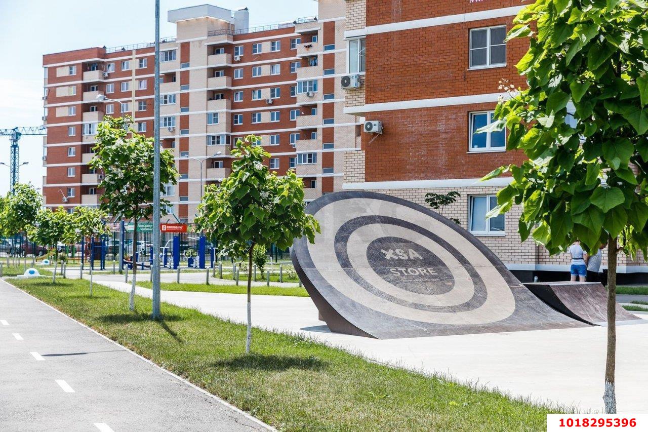Фото №2: 1-комнатная квартира <span class="whitespace-nowrap">41 м²</span>, <span class="whitespace-nowrap">7/12 эт.</span> - Краснодар, Прикубанский внутригородской округ, мкр. жилой комплекс Спортивная Деревня, ул. Западный Обход, 42к1