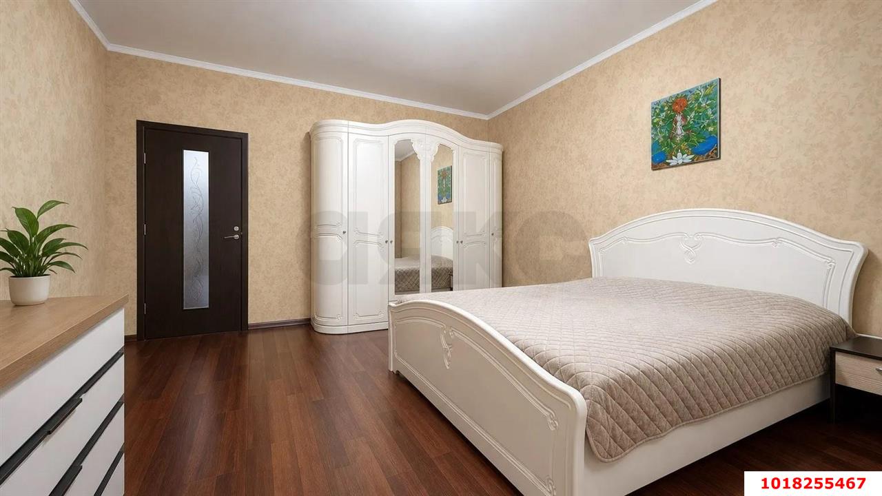 Фото №6: 2-комнатная квартира <span class="whitespace-nowrap">90 м²</span>, <span class="whitespace-nowrap">4/24 эт.</span> - Краснодар, Западный внутригородской округ, ЖК Новый Город, мкр. Юбилейный, б-р Клары Лучко, 14к2