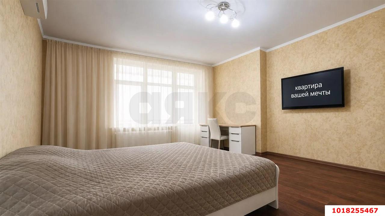 Фото №4: 2-комнатная квартира <span class="whitespace-nowrap">90 м²</span>, <span class="whitespace-nowrap">4/24 эт.</span> - Краснодар, Западный внутригородской округ, ЖК Новый Город, мкр. Юбилейный, б-р Клары Лучко, 14к2